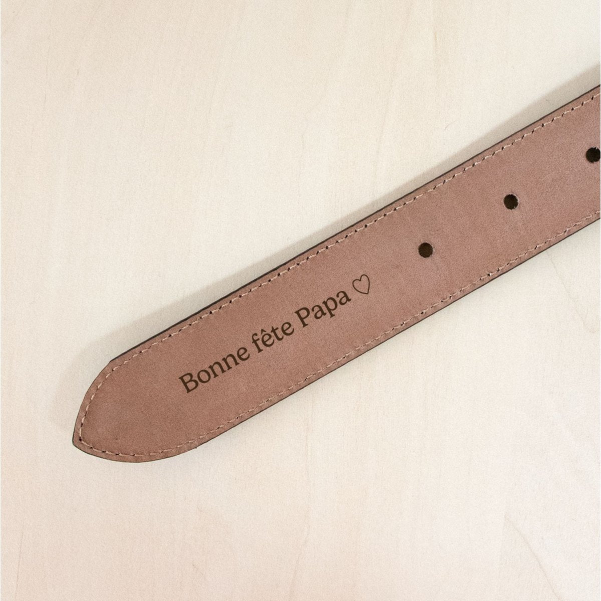 Ceinture en cuir suédé – L’élégance italienne au quotidien