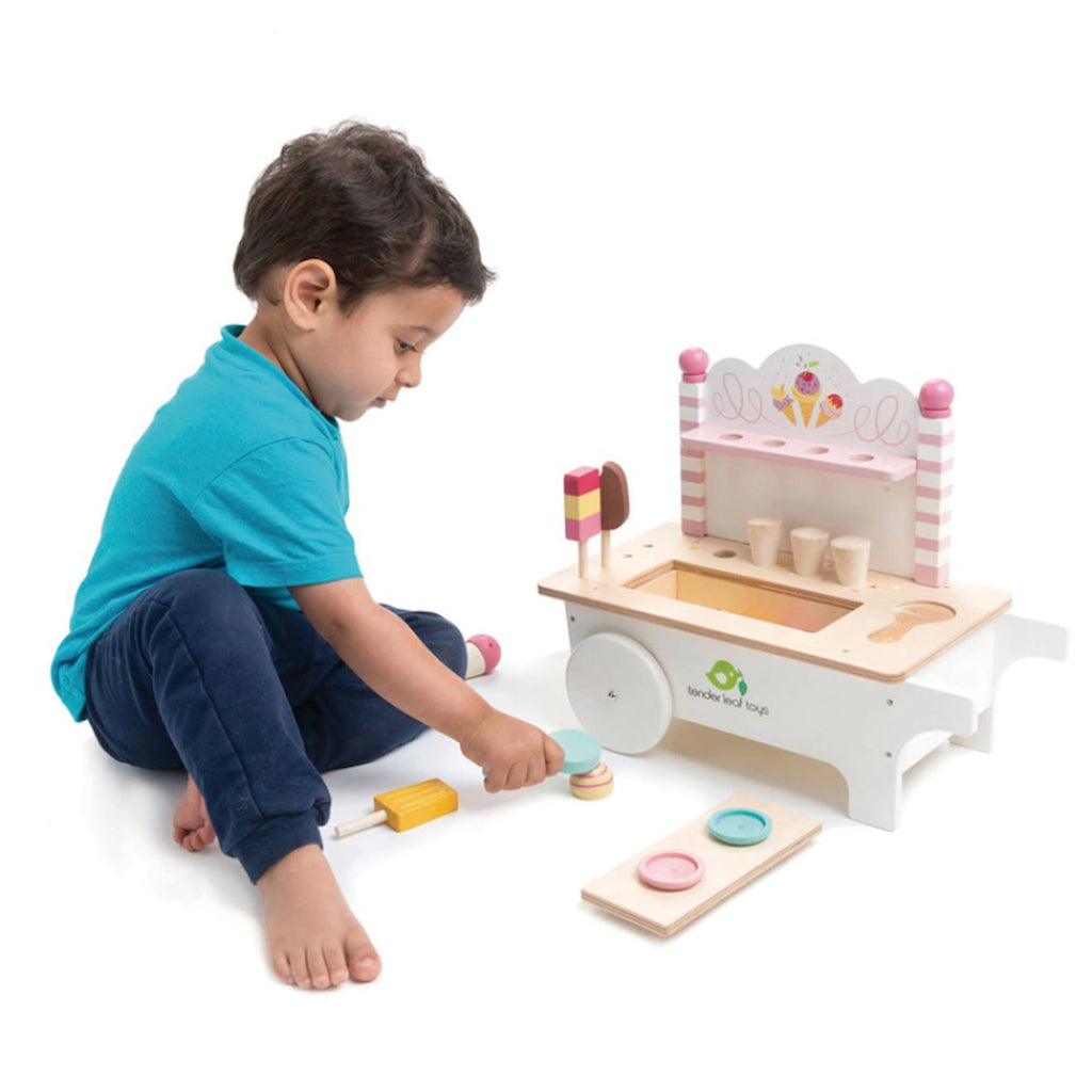 Chariot crème glacée en bois blanc, beige, rose