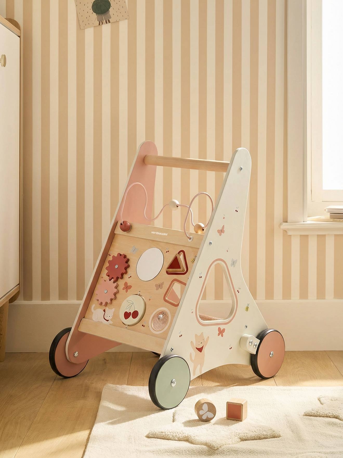 Chariot de marché avec freins en bois FSC cherry