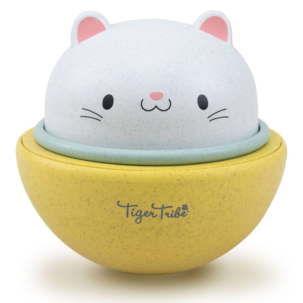 Chat culbuto et véhicule à friction jaune