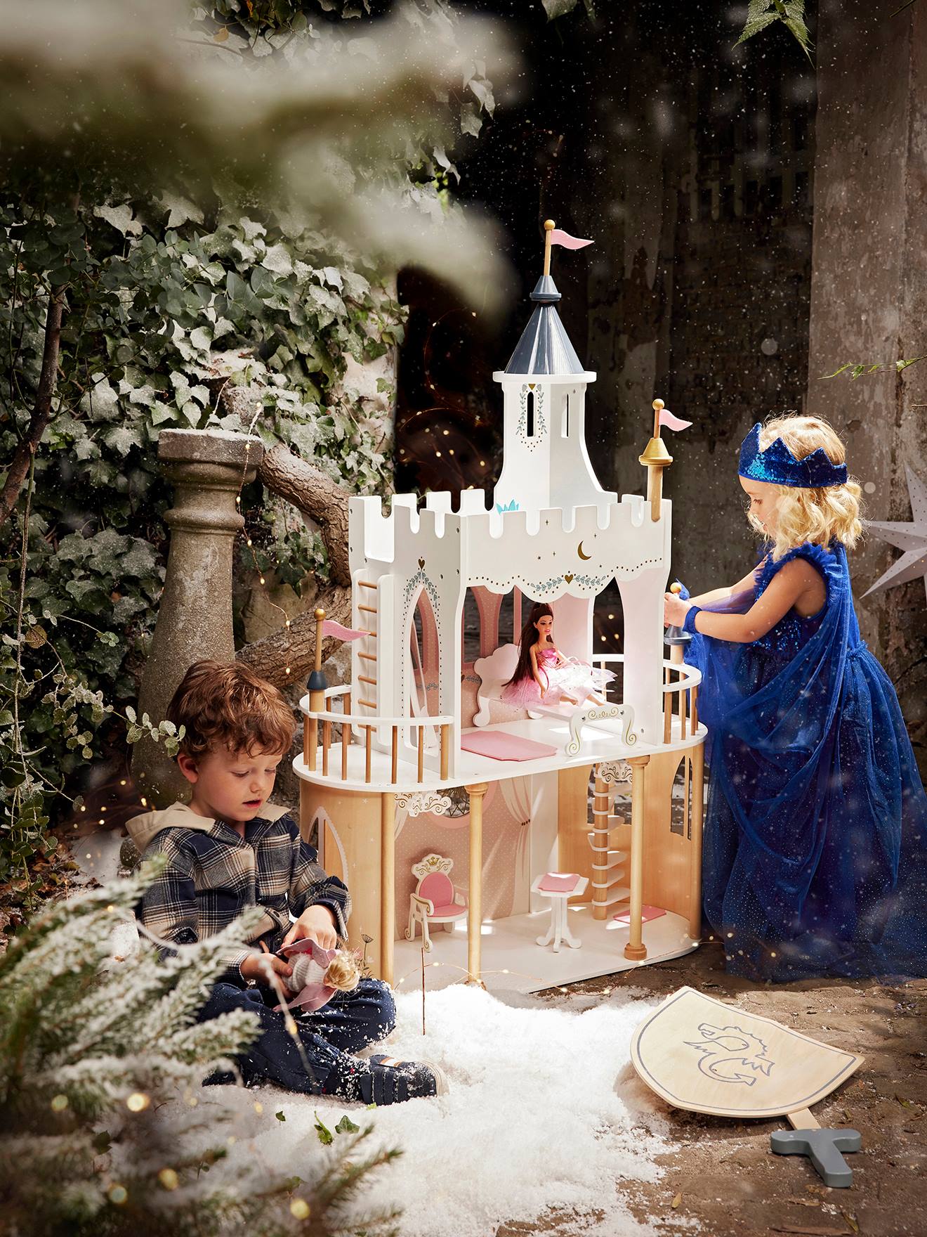 Château de princesse pour poupées mannequins en bois FSC blanc