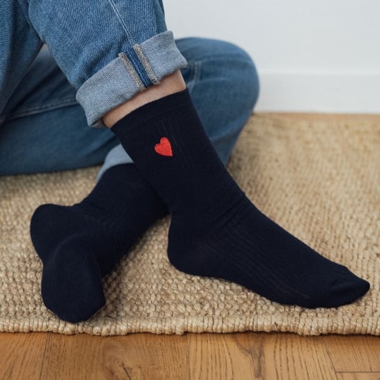Chaussettes brodées Cœur – Le petit cadeau qui fait toujours fondre