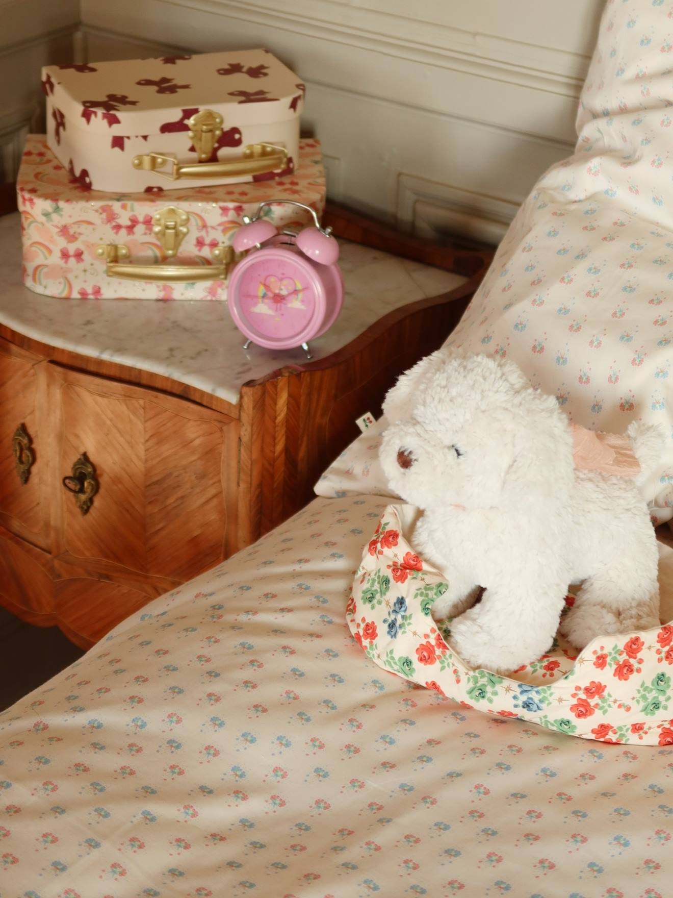 Chiot + niche tissu blanc