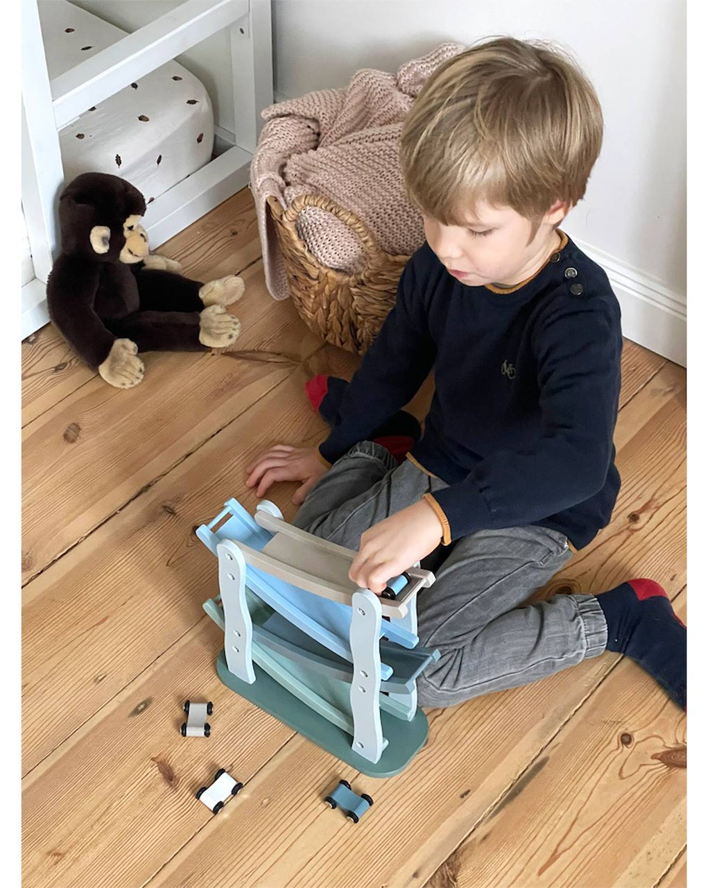 Circuit de course bleu beige