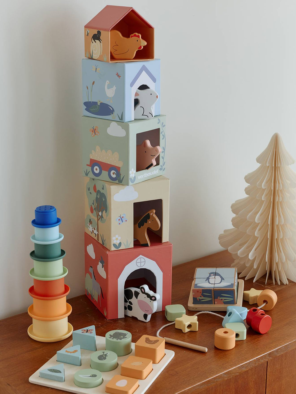 Coffret 5 jouets d'éveil – essentiels dès 18 mois multicolore