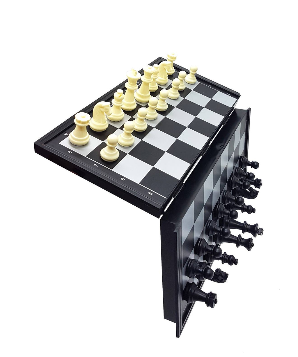 Coffret 8 jeux de société avec pions magnétiques noir