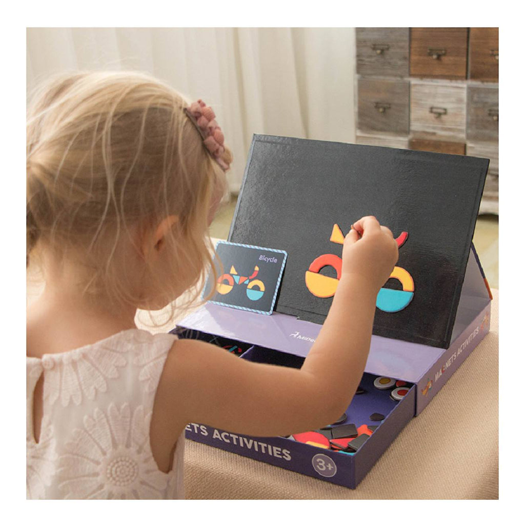 Coffret 92 formes magnétiques orange