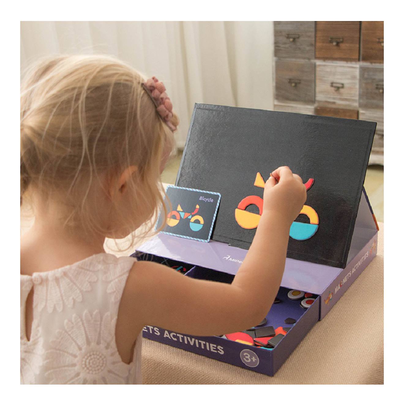 Coffret 92 formes magnétiques orange