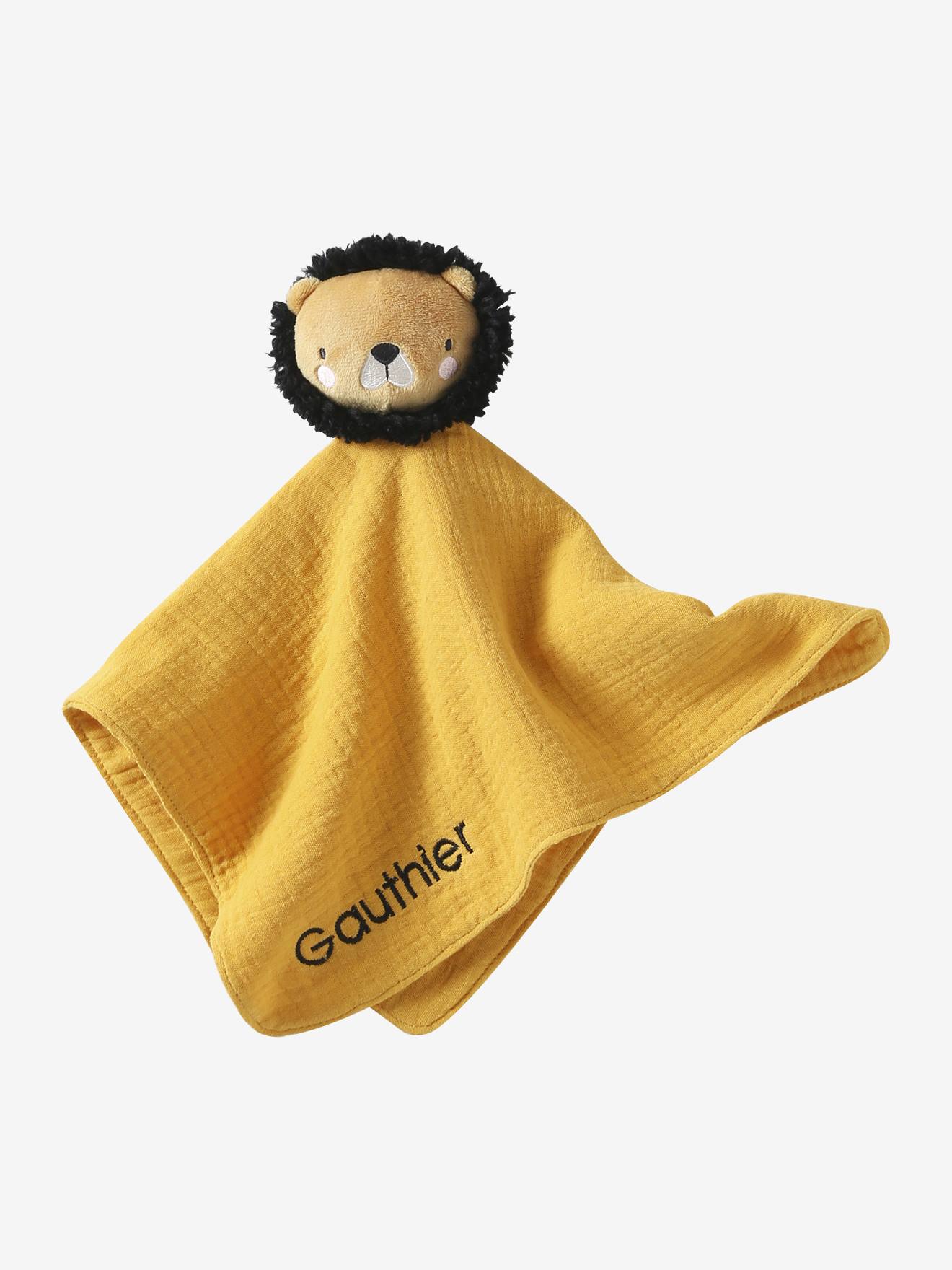 Coffret cadeau 4 pièces : doudou personnalisable + anneau de dentition + hochet + boîte à musique en bois FSC tanzanie