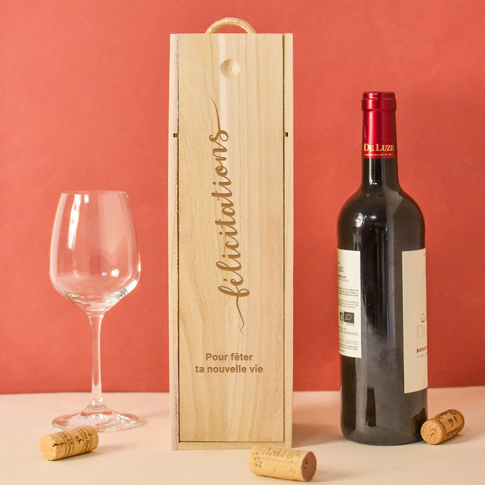 Coffret en Bois avec Bouteille de Vin Félicitations à Personnaliser Saint-Emilion AOP Rouge - Coffret de Vin Personnalisé