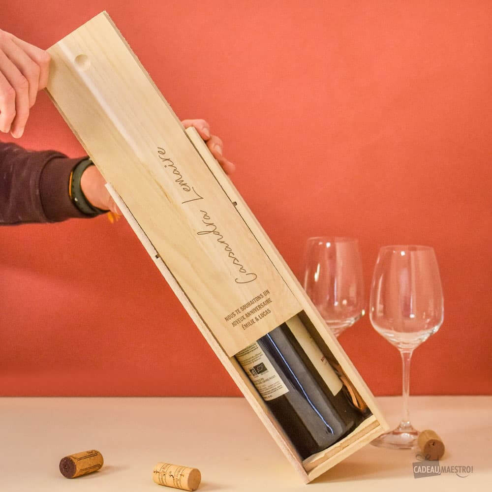Coffret en Bois avec Bouteille de Vin Prénom à Personnaliser Saint-Emilion AOP Rouge - Coffret de Vin Personnalisé