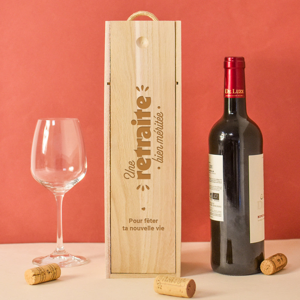 Coffret en Bois avec Bouteille de Vin Retraite à Personnaliser Saint-Emilion AOP Rouge - Coffret de Vin Personnalisé