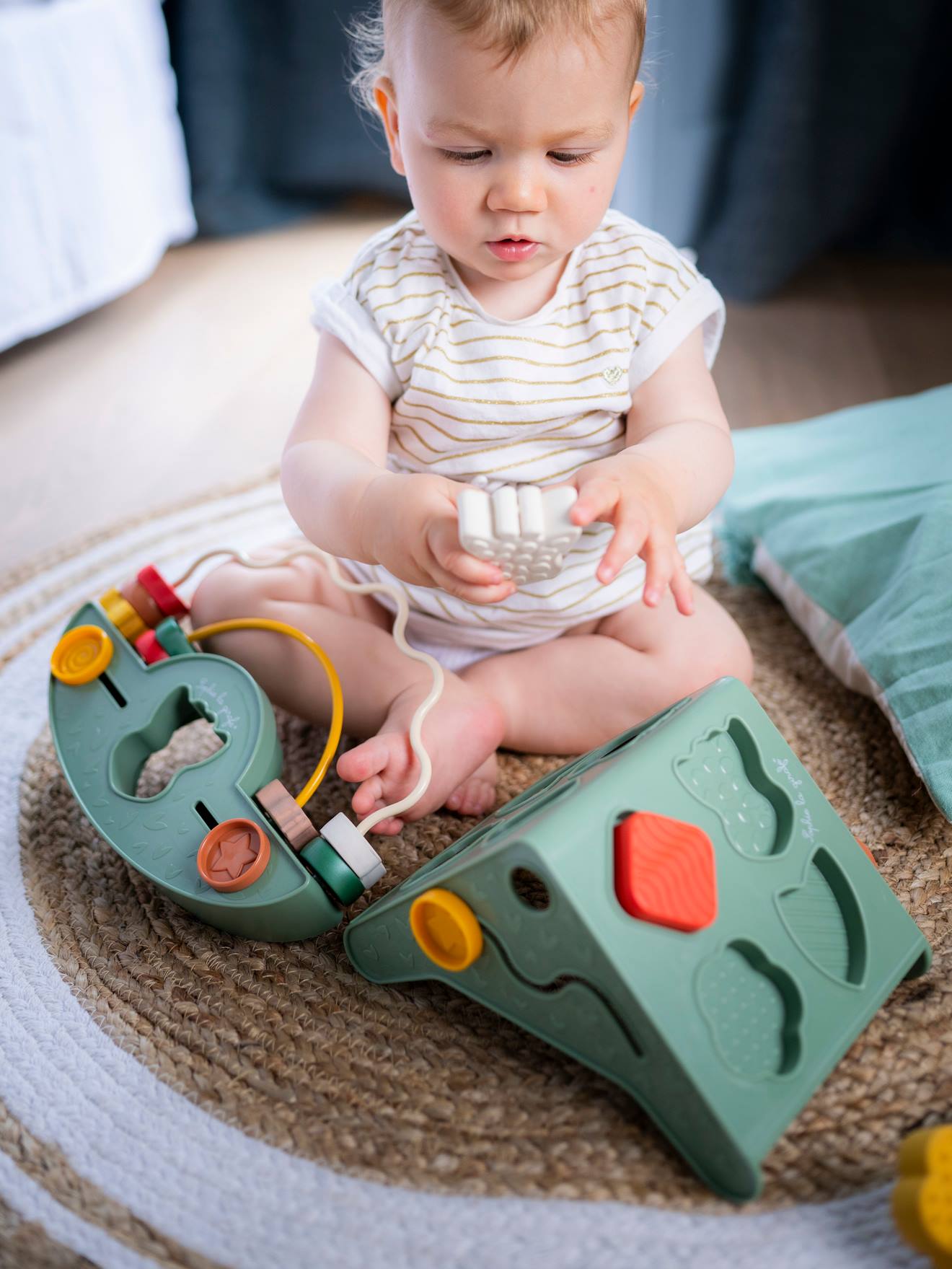 Coffret mes 1ers jouets à manipuler Sophie la Girafe - vulli multicolore