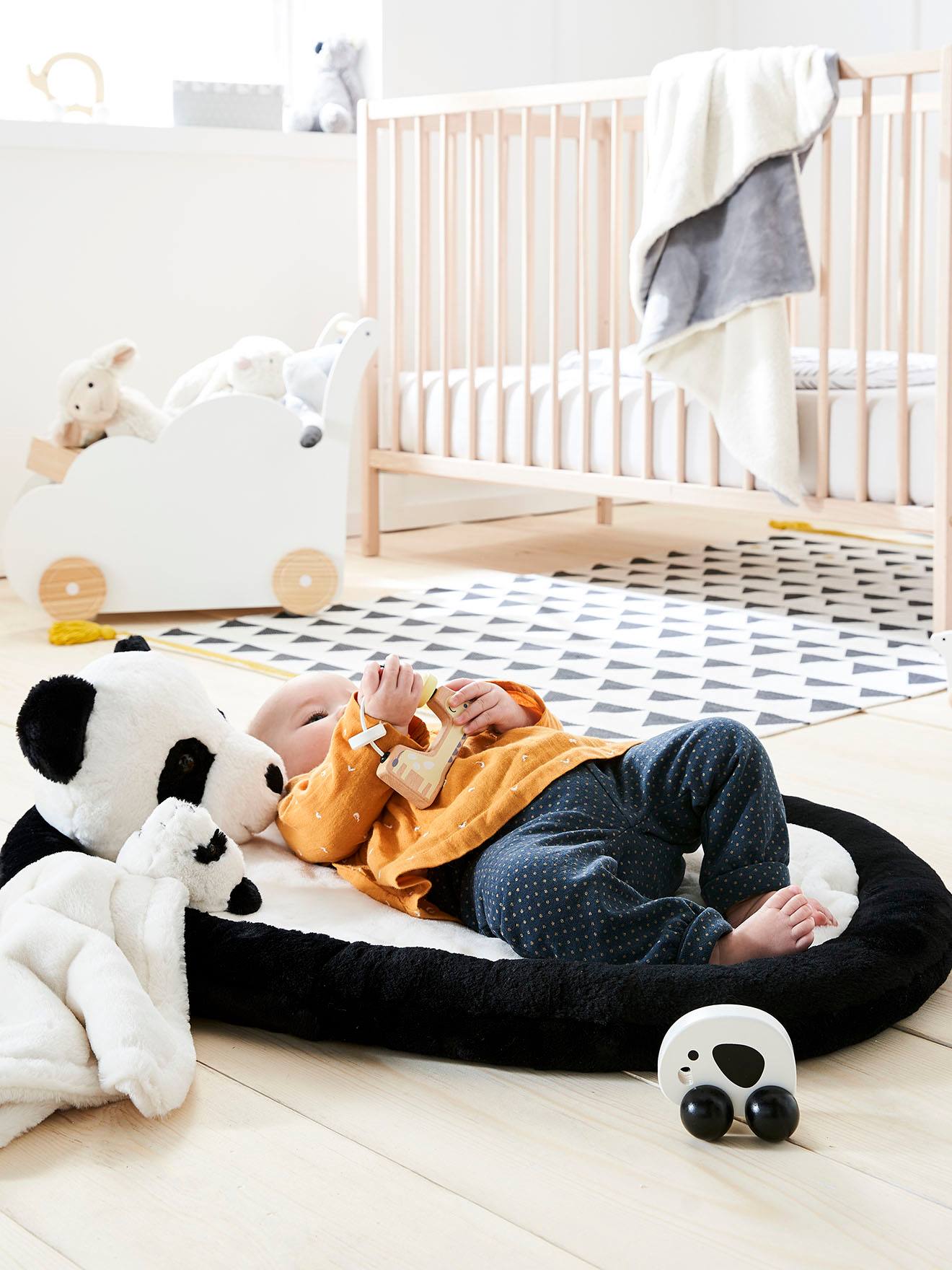 Coffret tapis de jeu + doudou panda noir