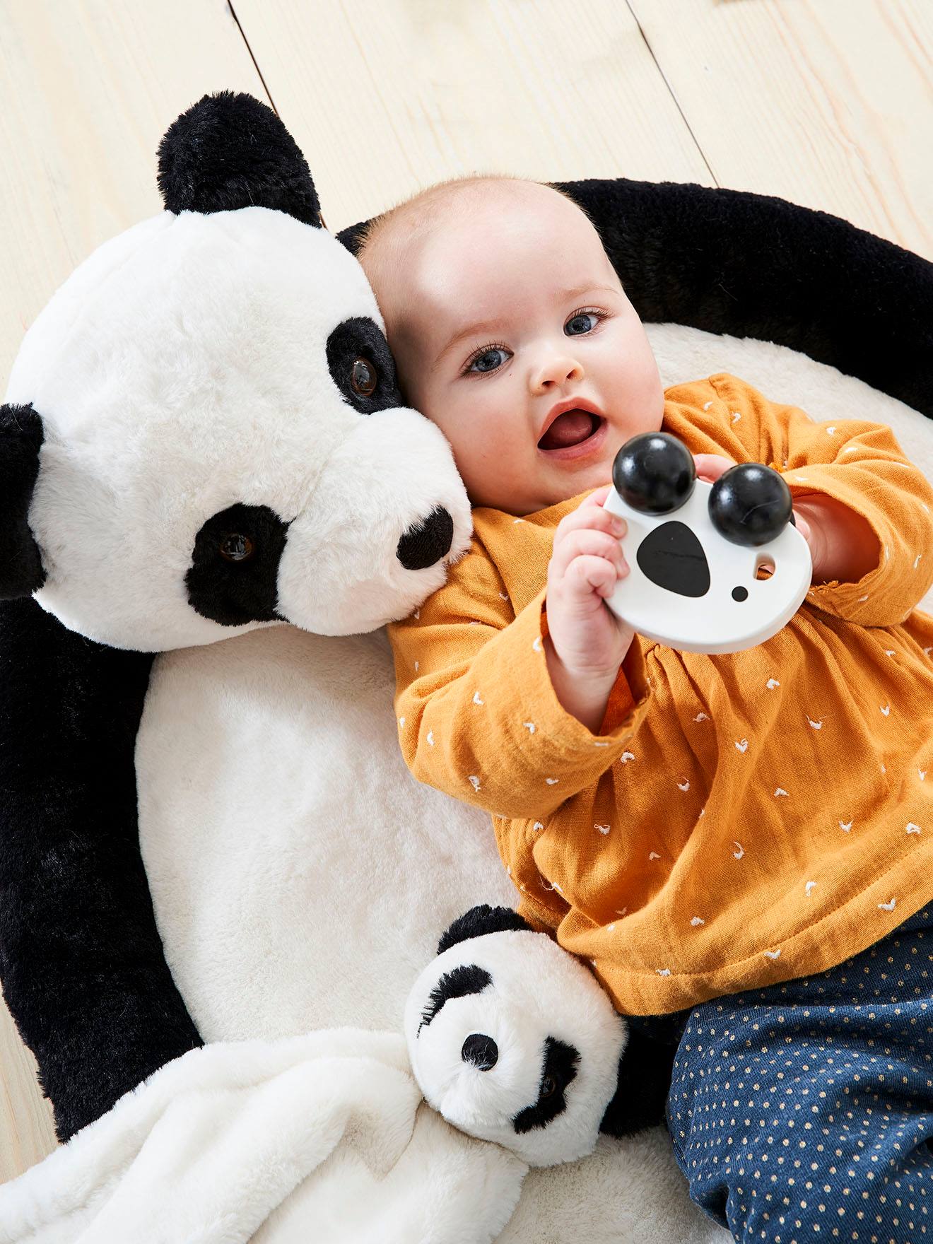 Coffret tapis de jeu + doudou panda noir