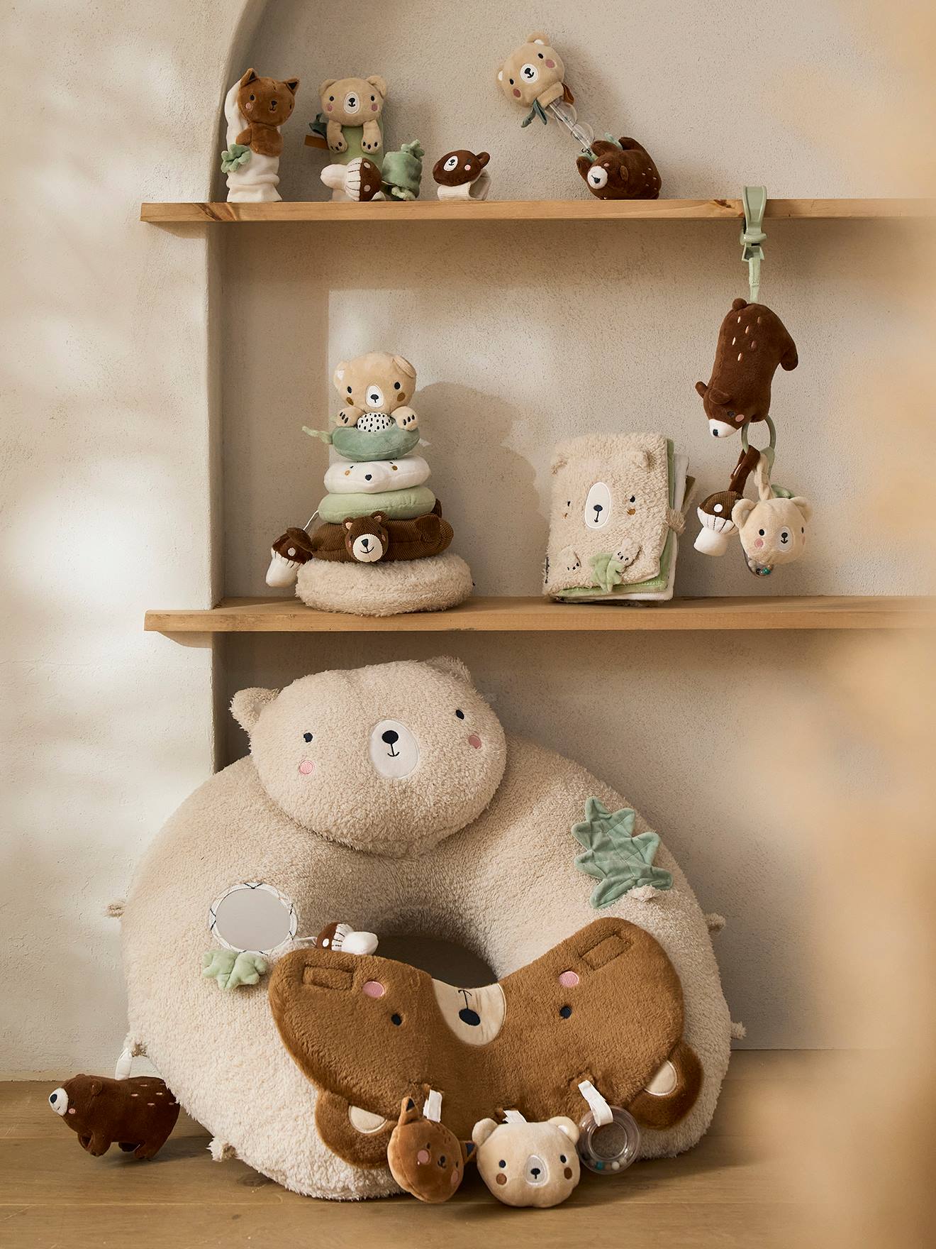 Coussin bébé des découvertes green forest