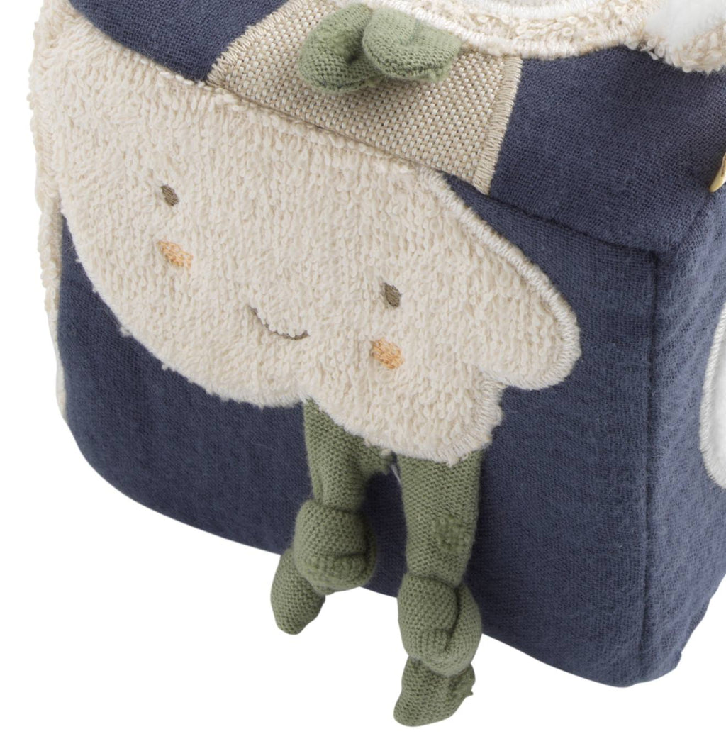 Cube d'activités bébé en coton bio - petit coeur bleu