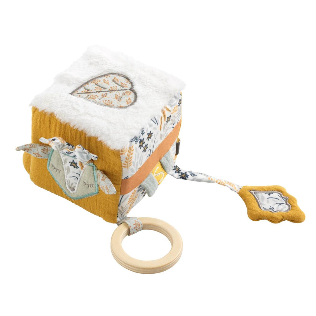 Cube d'activités en coton - promenons nous blanc