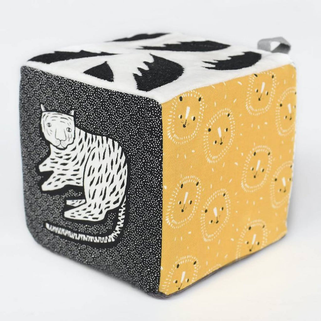 Cube sensoriel jungle multi-coloured