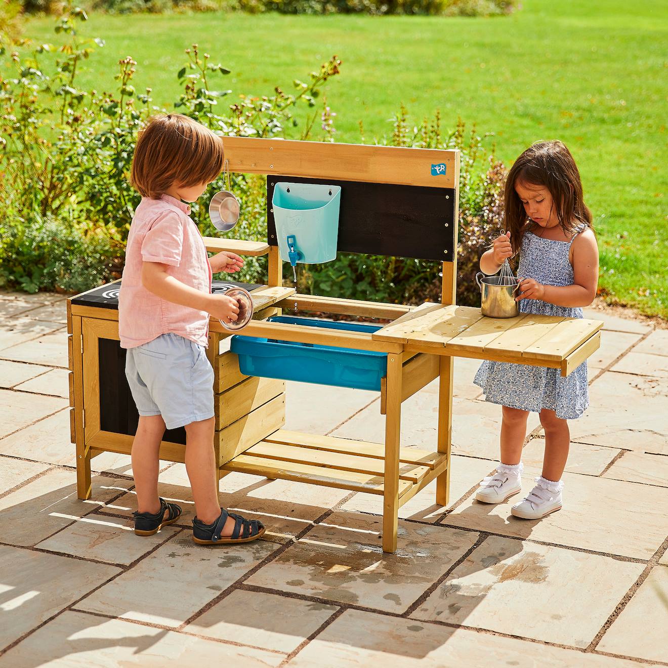 Cuisine d'extérieur pour enfant deluxe bois FSC marron - bleu - noir