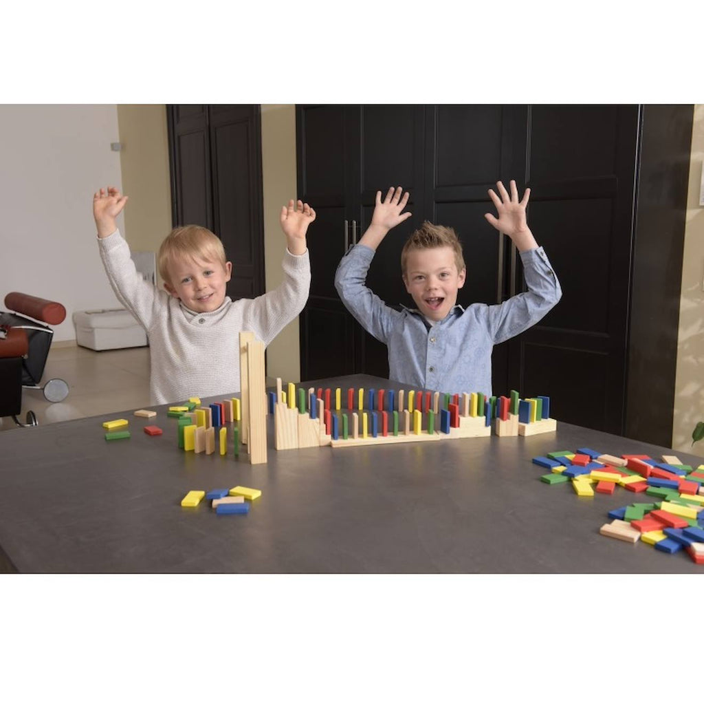 Domino rally rouge