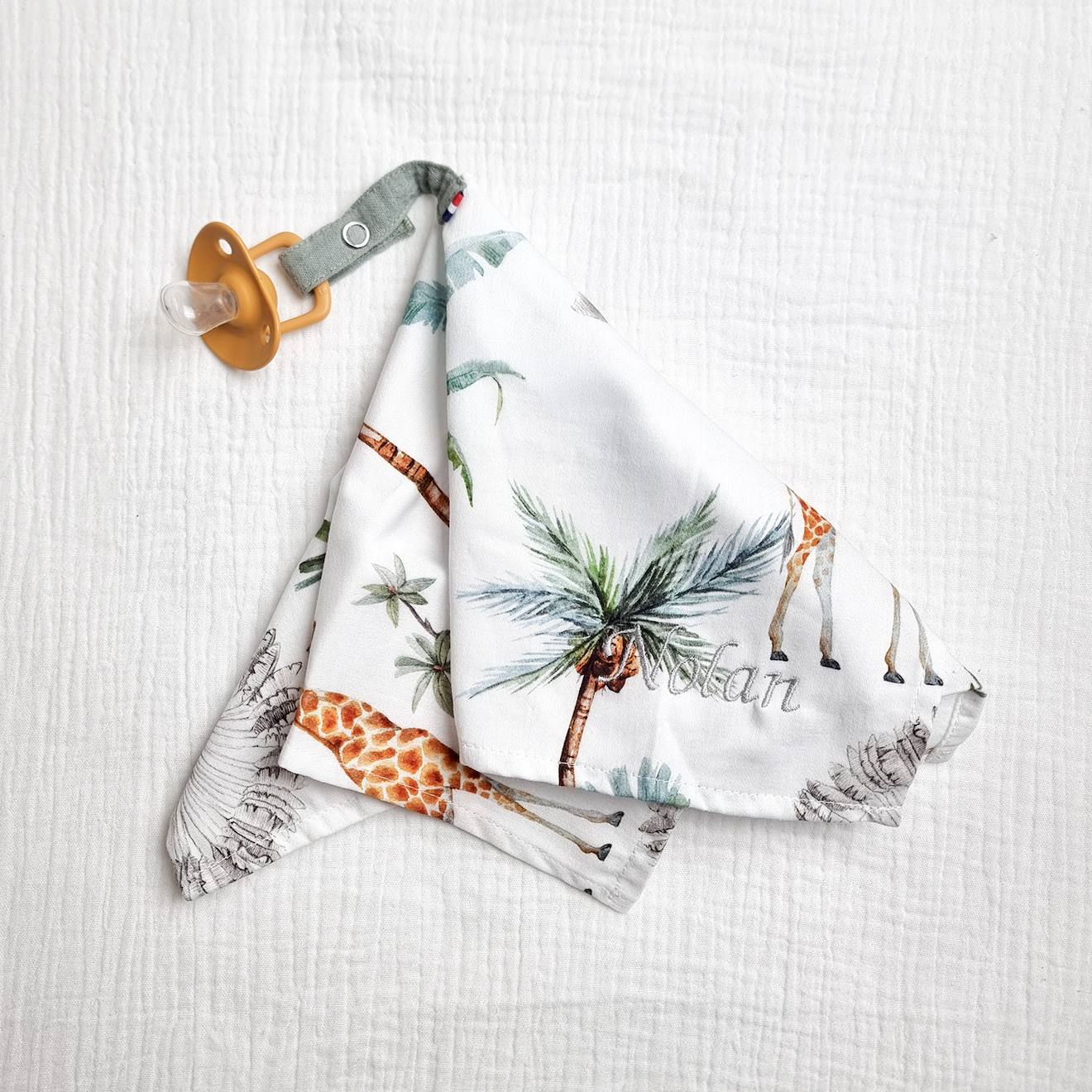 Doudou lange attache tétine en coton safari safari, vert, gris, blanc