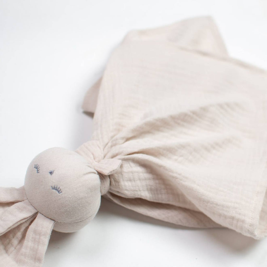 Doudou lapin en gaze de coton jeanne beige