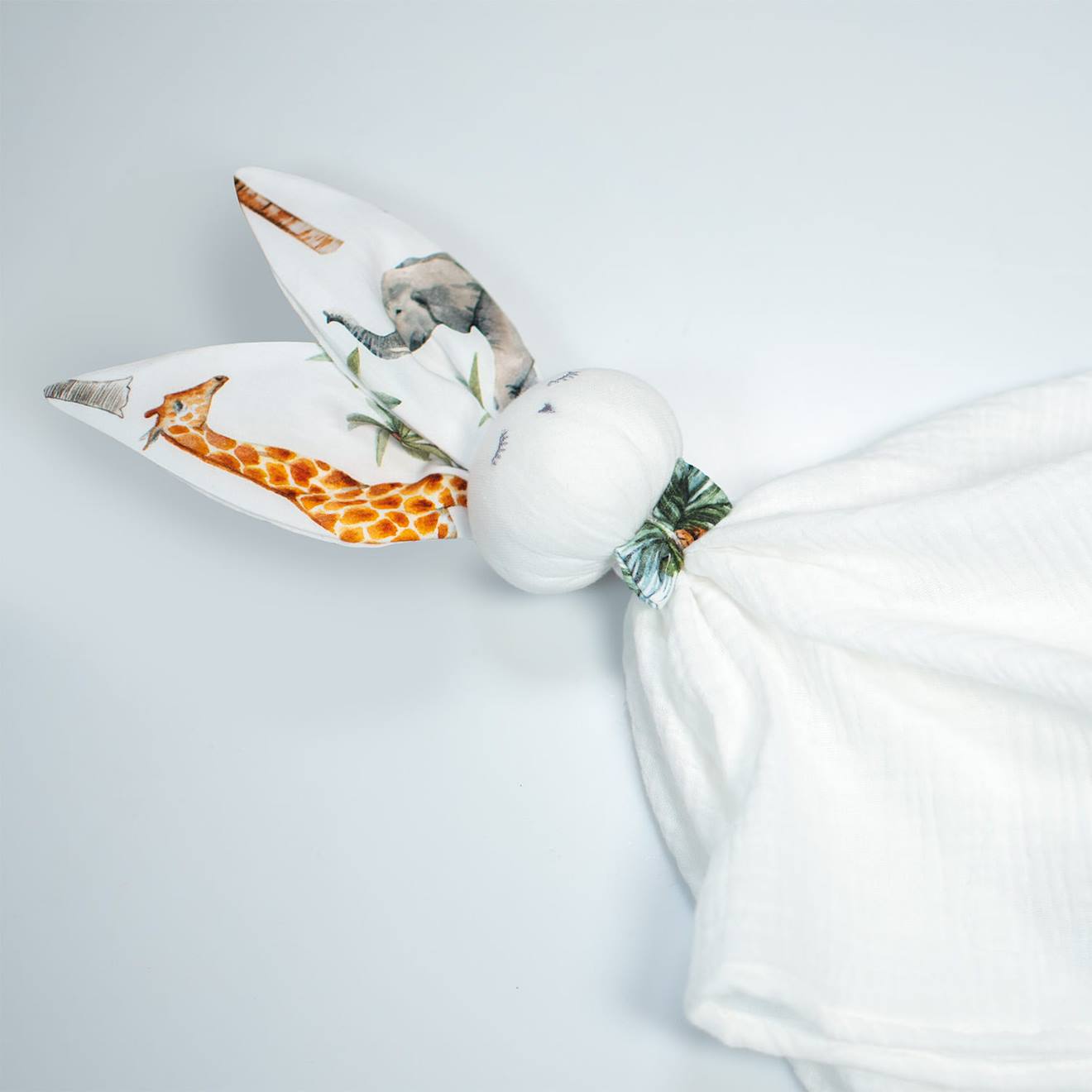 Doudou lapin en gaze de coton safari blanc
