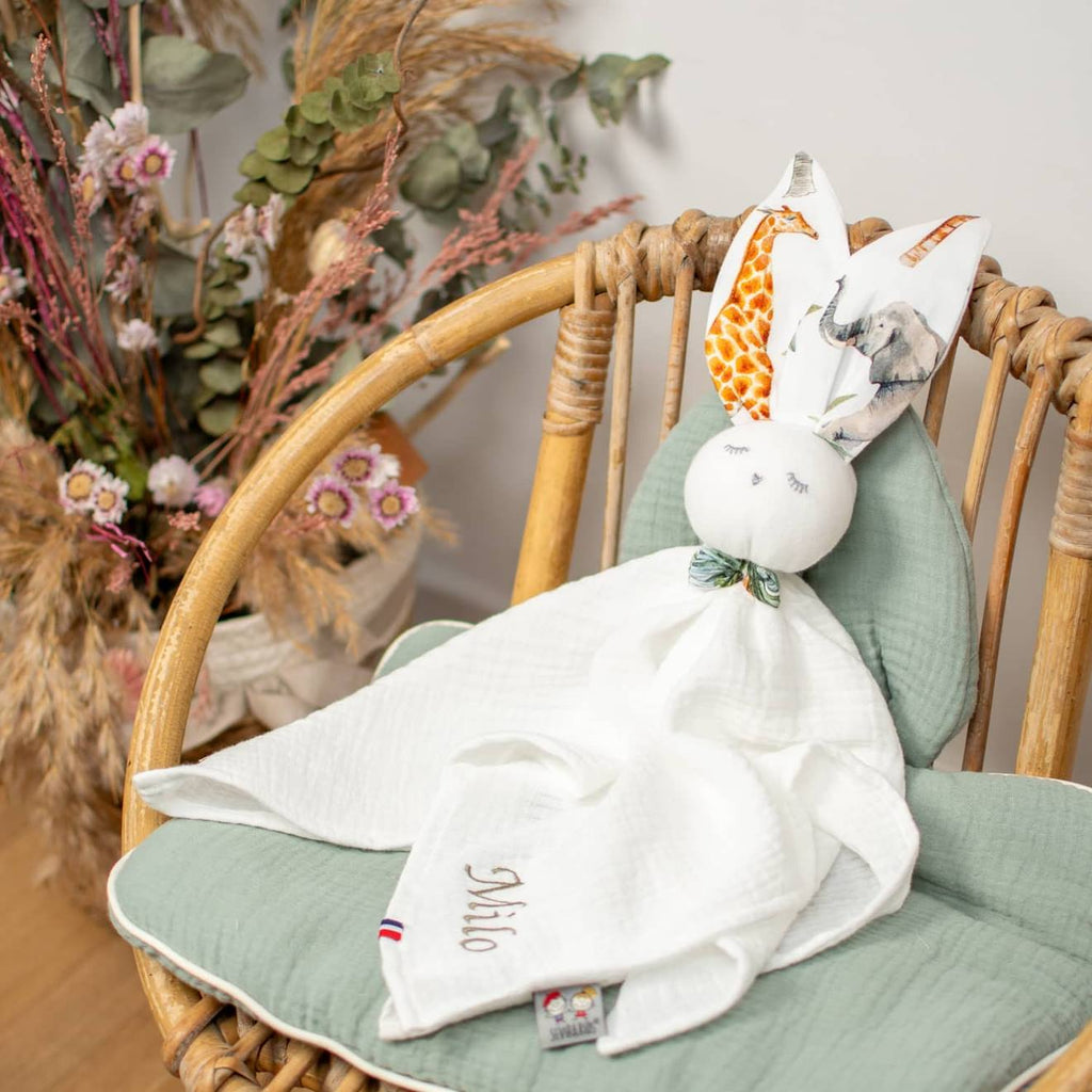 Doudou lapin en gaze de coton safari blanc