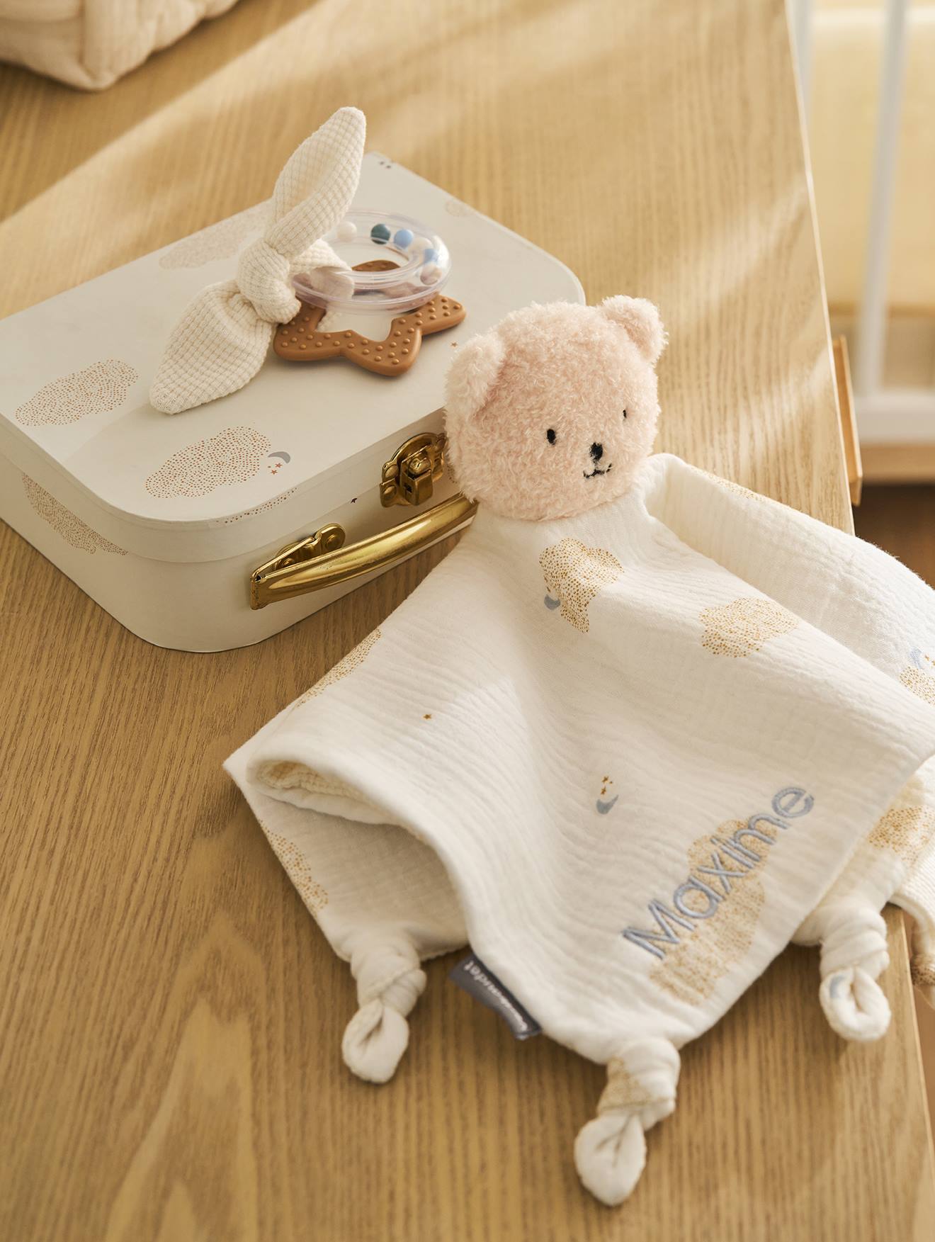 Doudou personnalisable et hochet avec mallette nuage blanc