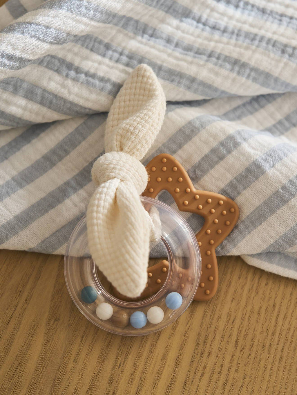 Doudou personnalisable et hochet avec mallette nuage blanc