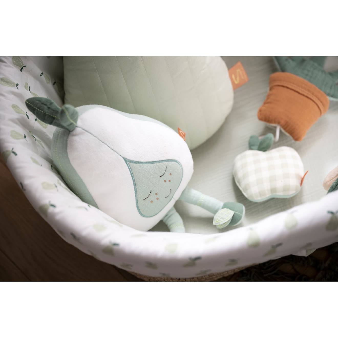 Doudou poire en coton - botanica blanc