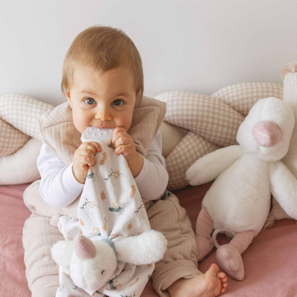 Doudou tout doux pour bébé blanc
