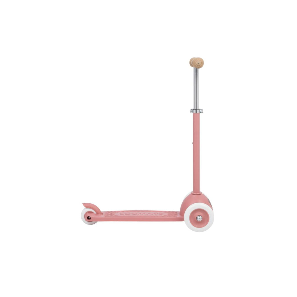 Eco scooter en plastique recyclé framboise