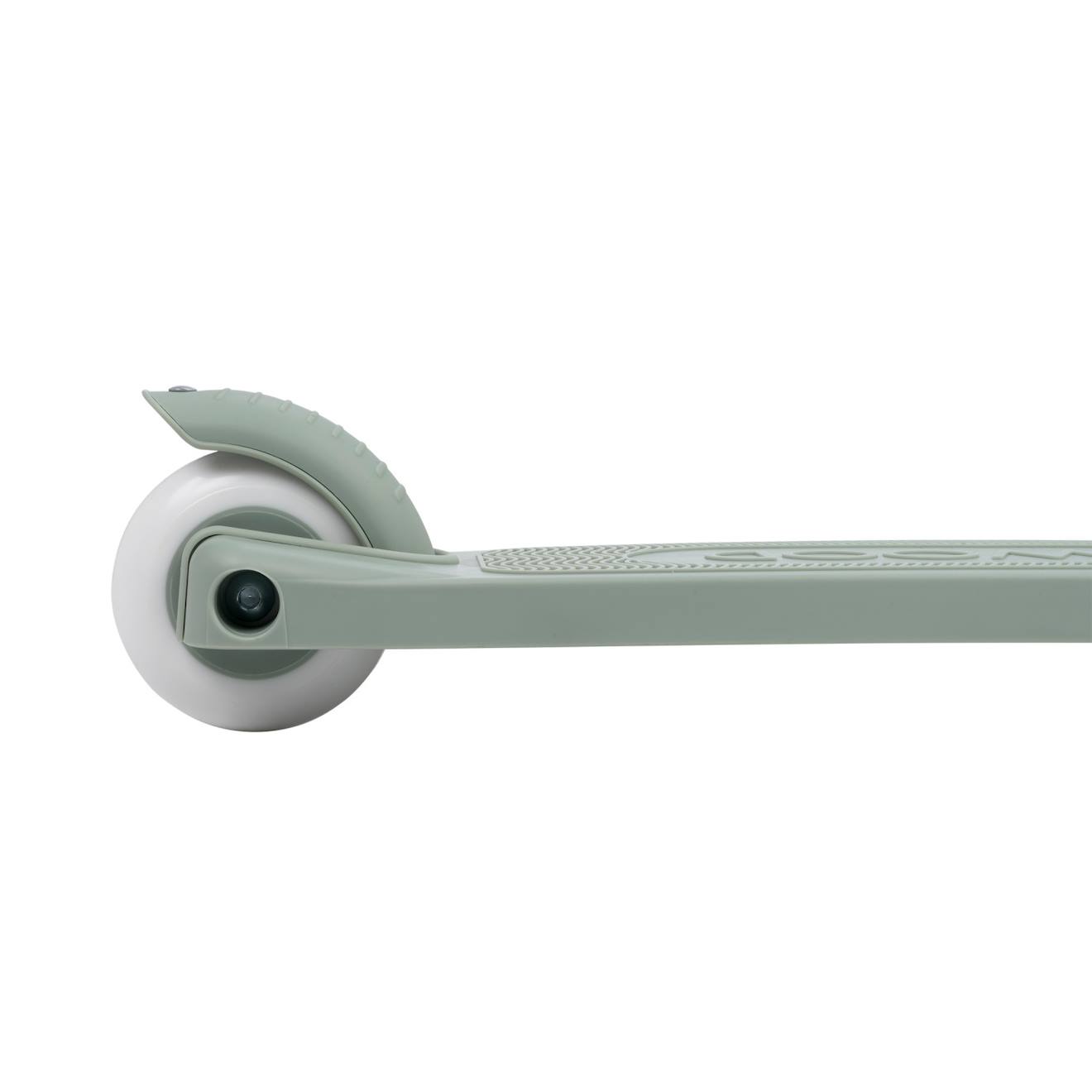 Eco scooter en plastique recyclé argile