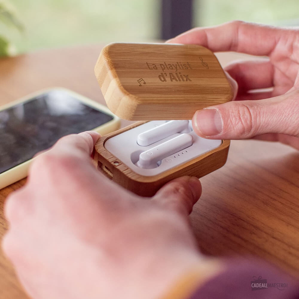 Écouteurs Bluetooth avec Boîtier de Charge en Bambou à Personnaliser - Musique