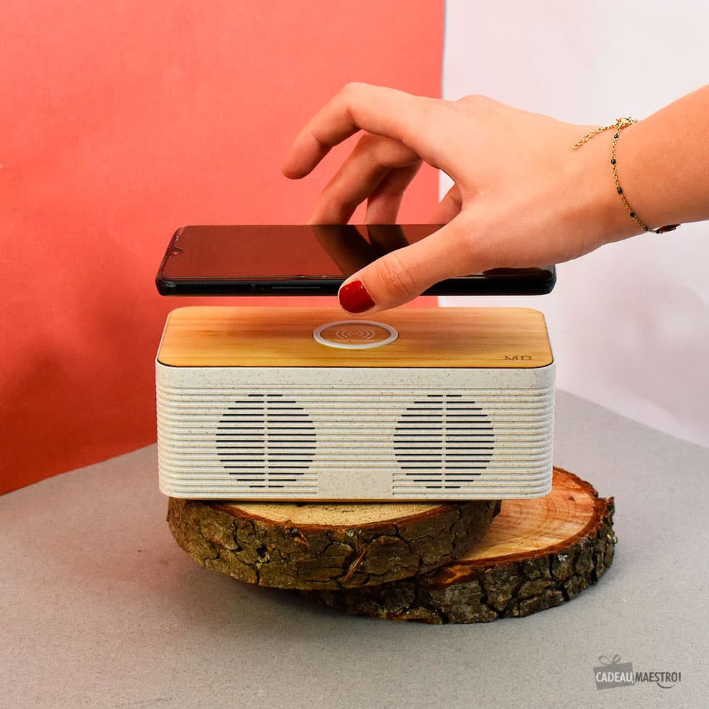 Enceinte Chargeur Sans Fil Bambou Initiales à Personnaliser - Enceinte Personnalisée