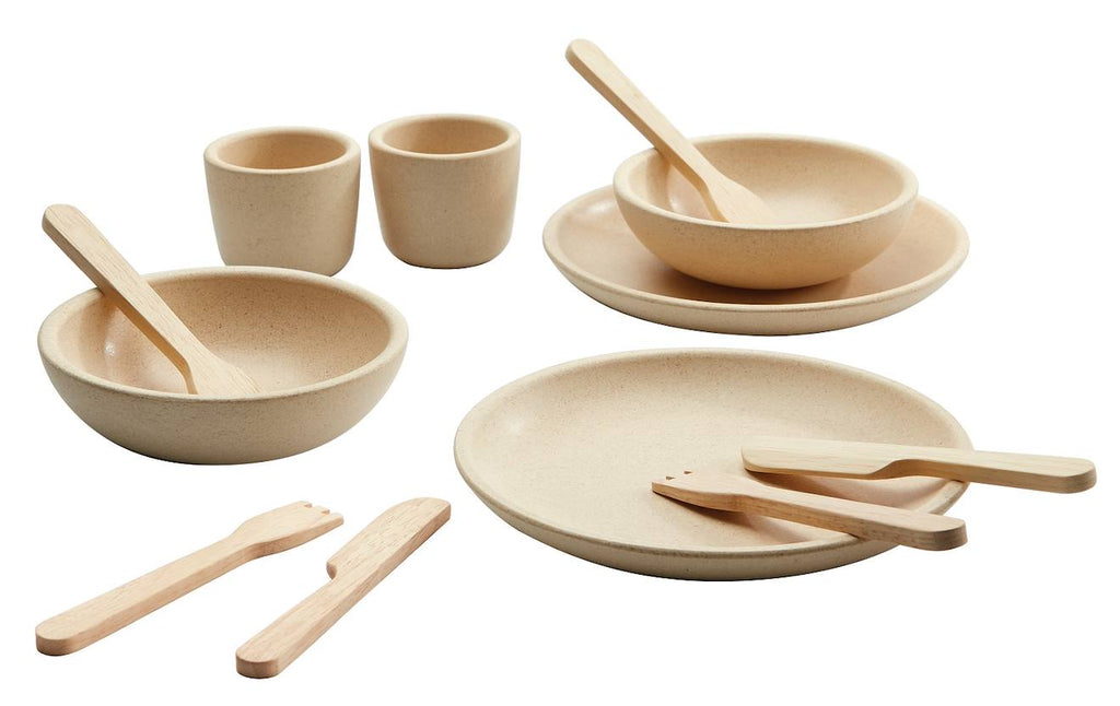 Ensemble à dîner beige