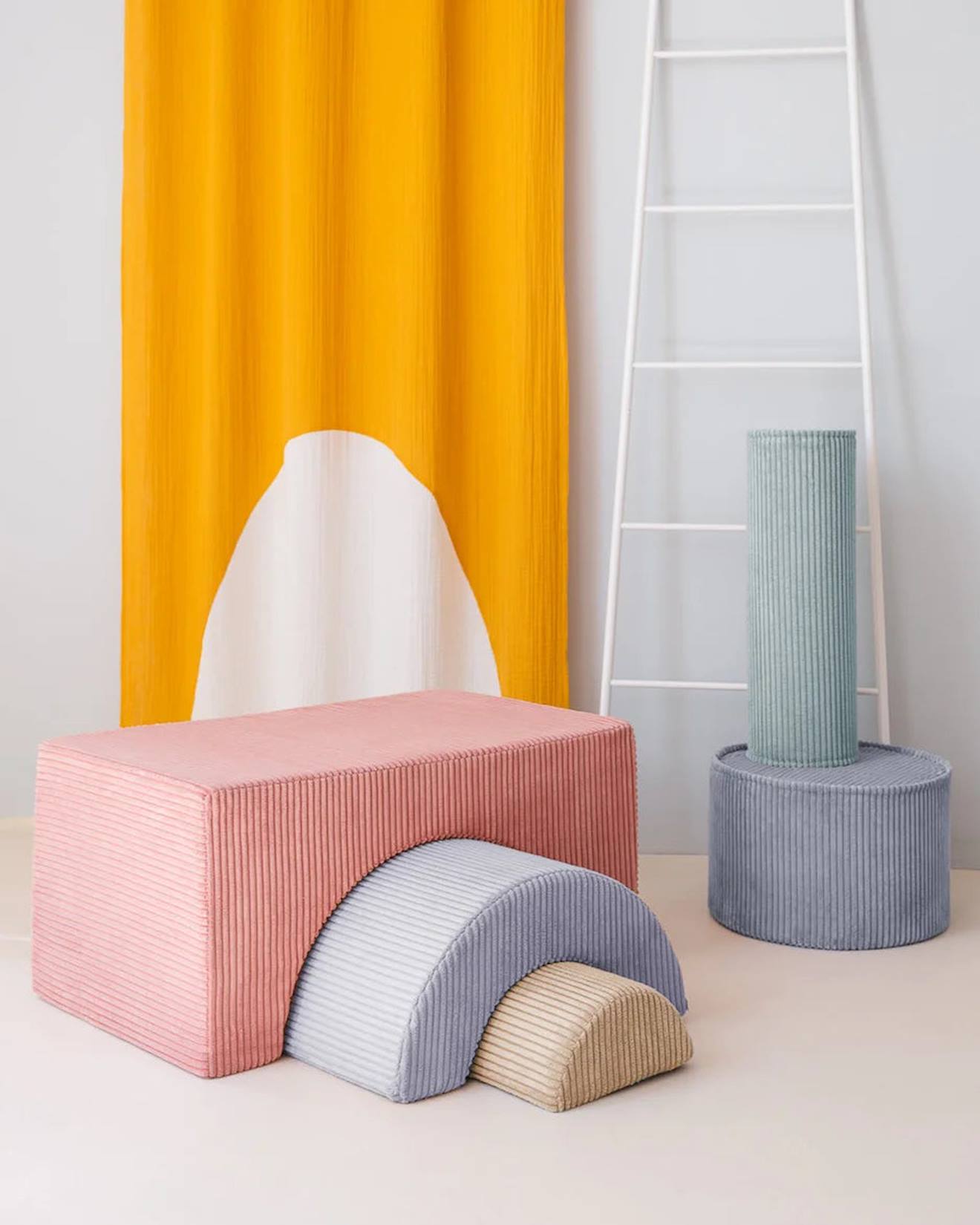 Ensemble de jeu enfant - arc-en-ciel - pouf velours côtelé pink mousse