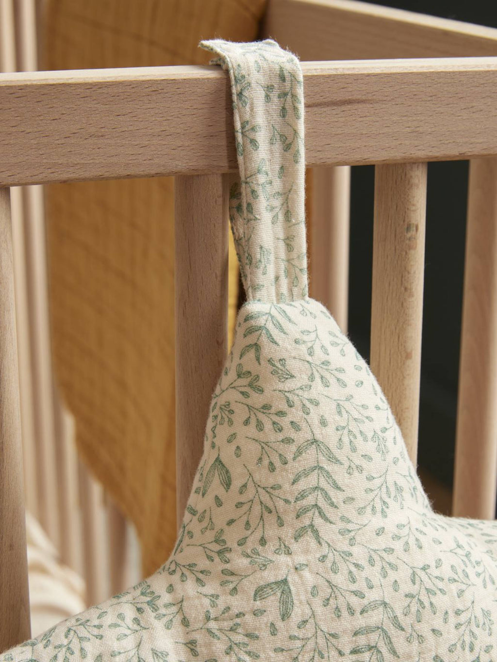 Étoile musicale en gaze de coton beige clair imprime