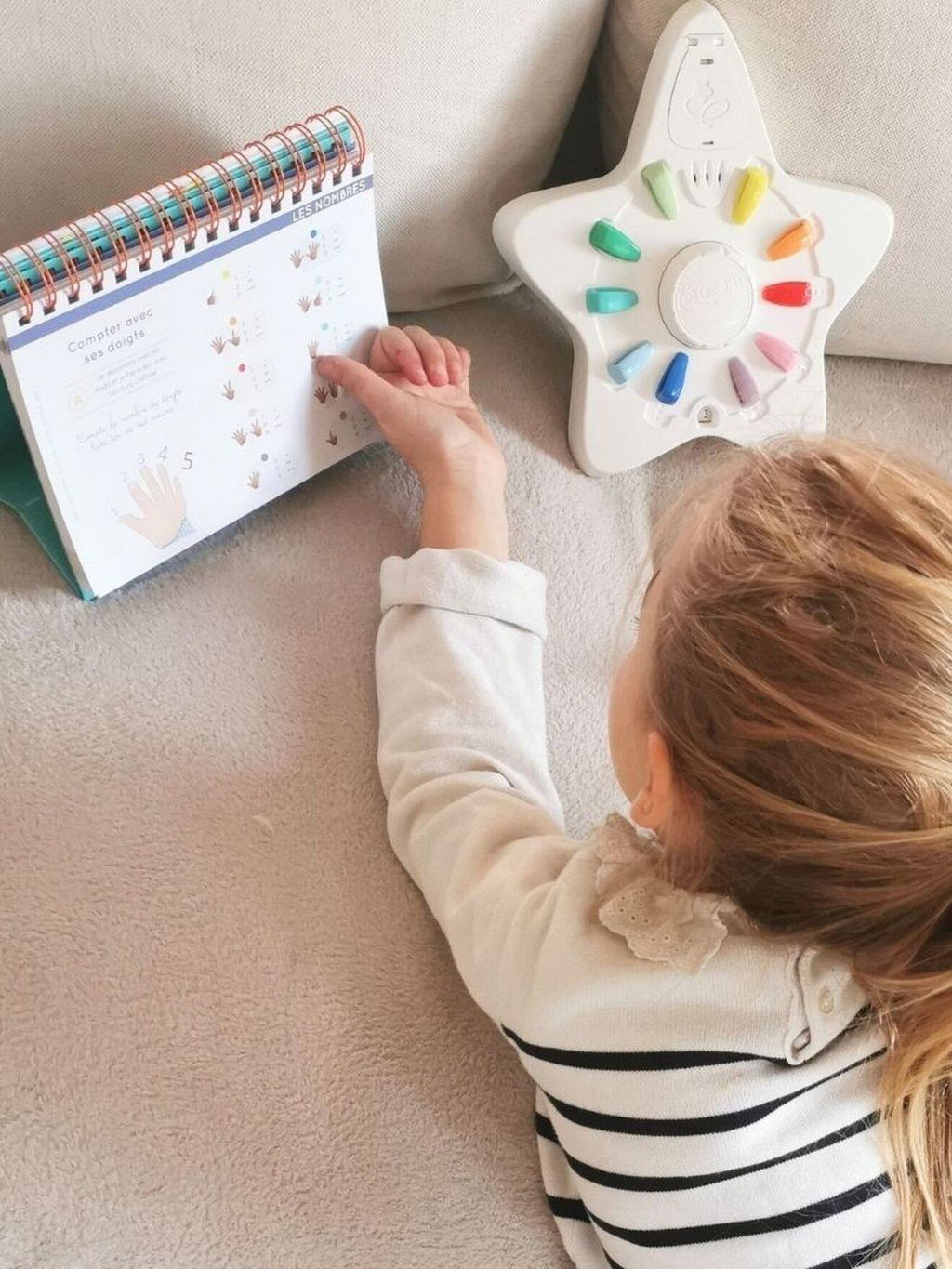 Etoilium jeu éducatif enfant multicolore