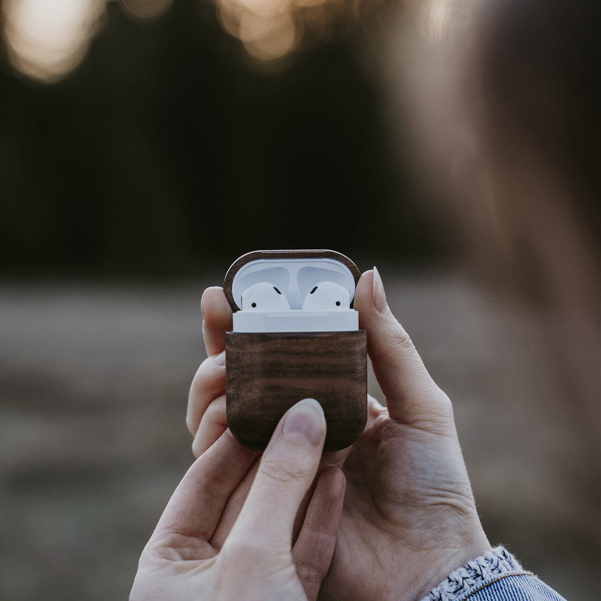 Étui pour AirPods en noyer Oakywood