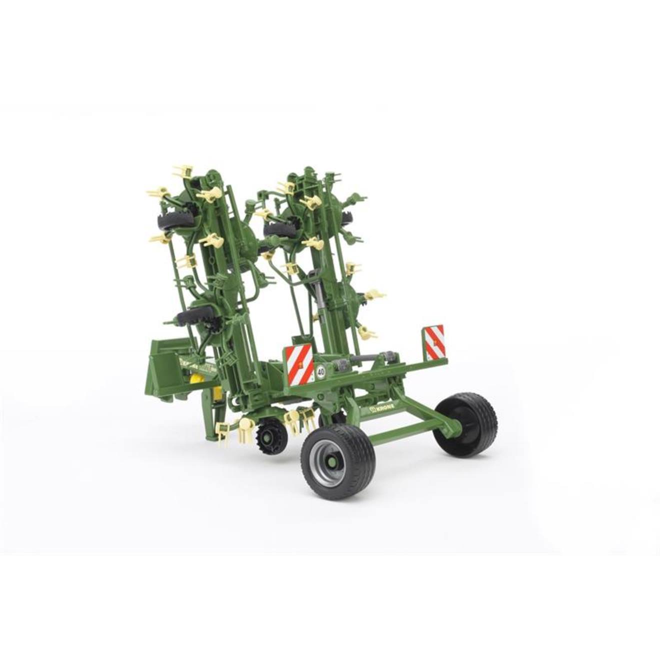 Faneuse rotative krone kwt 8.82 avec châssis vert