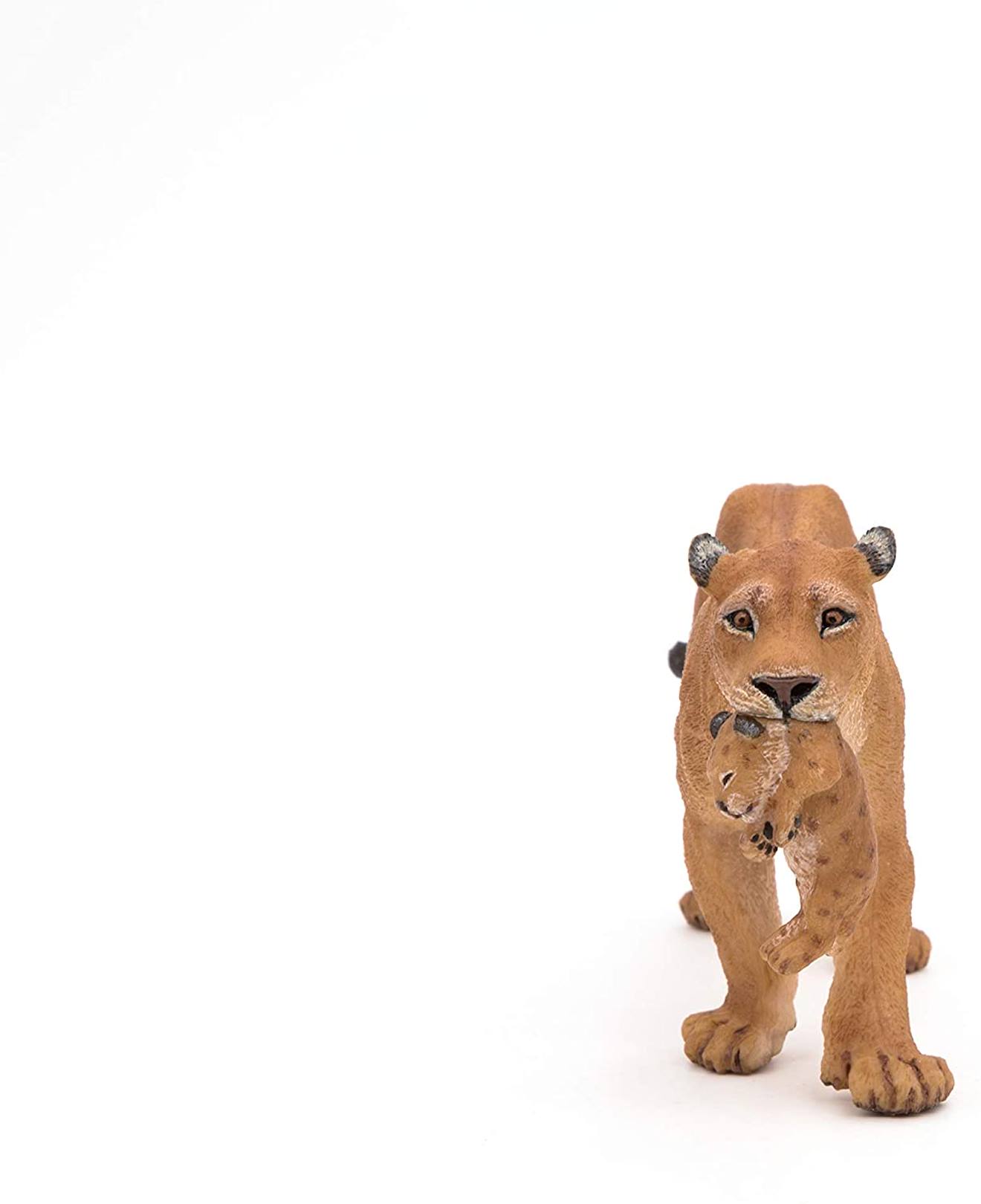 Figurine lionne avec son bébé lionceau marron