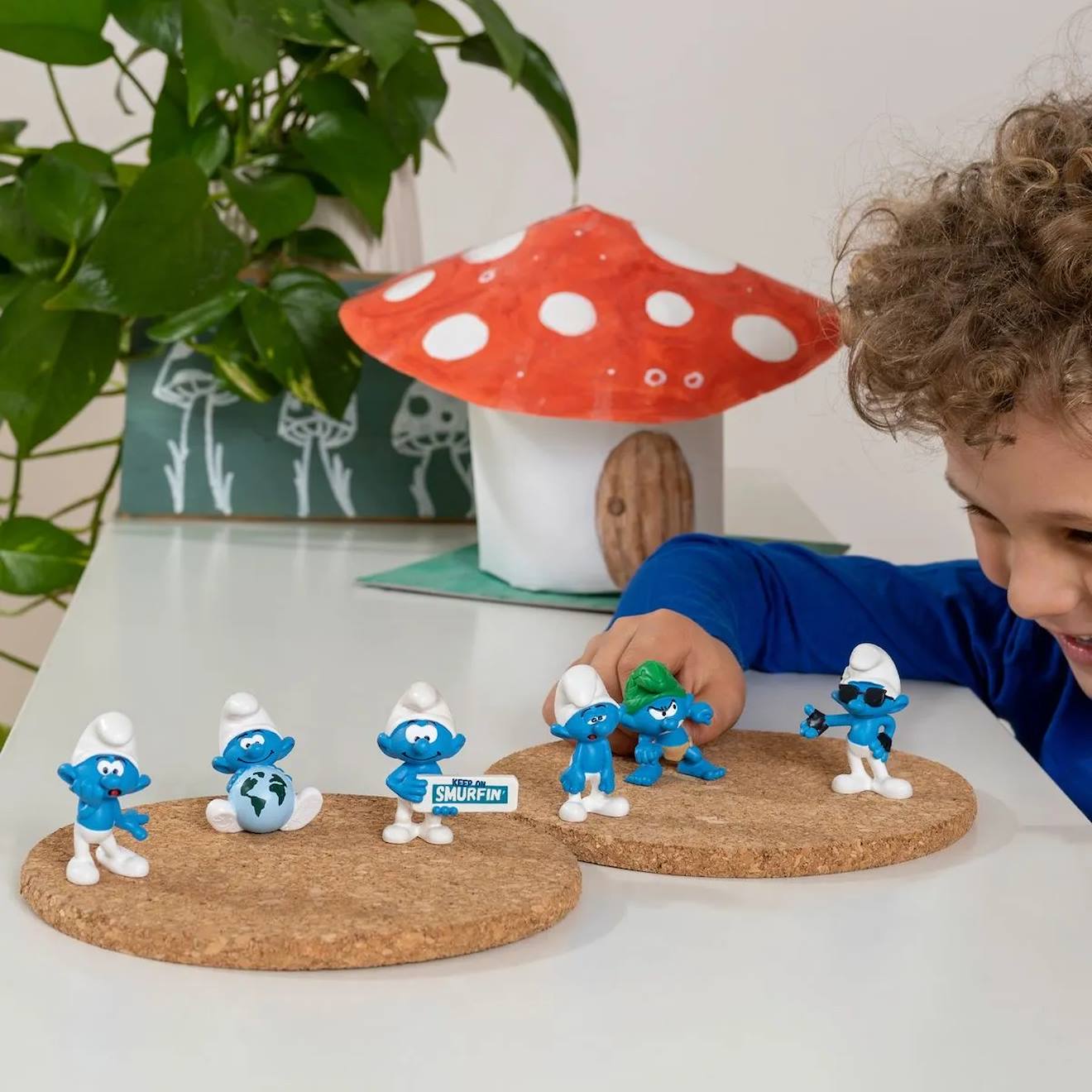 Figurine schtroumpf vaniteux bleu