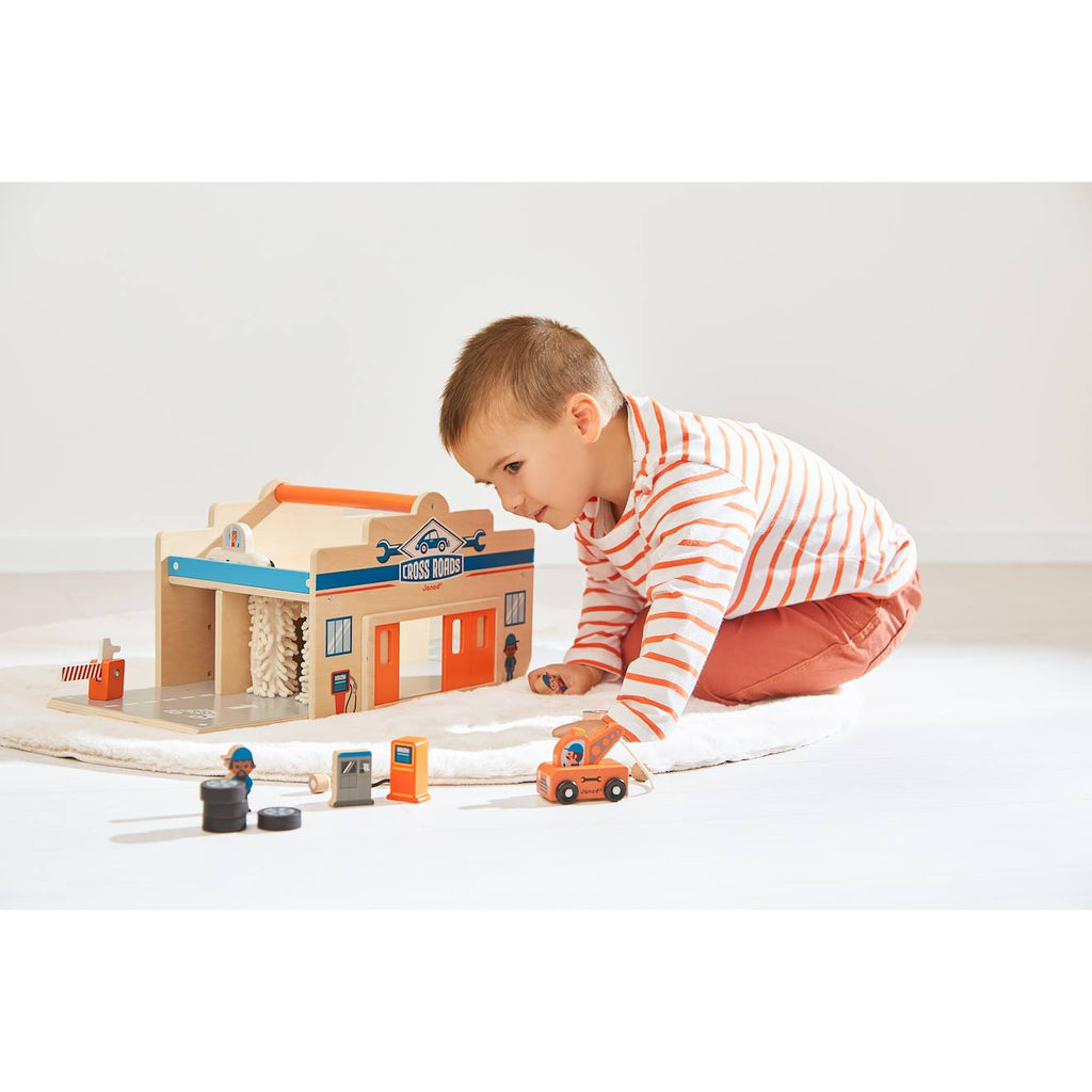 Garage en bois ville multicolore