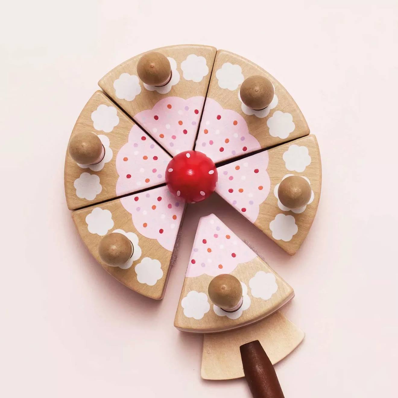 Gâteau d'anniversaire à la vanille beige
