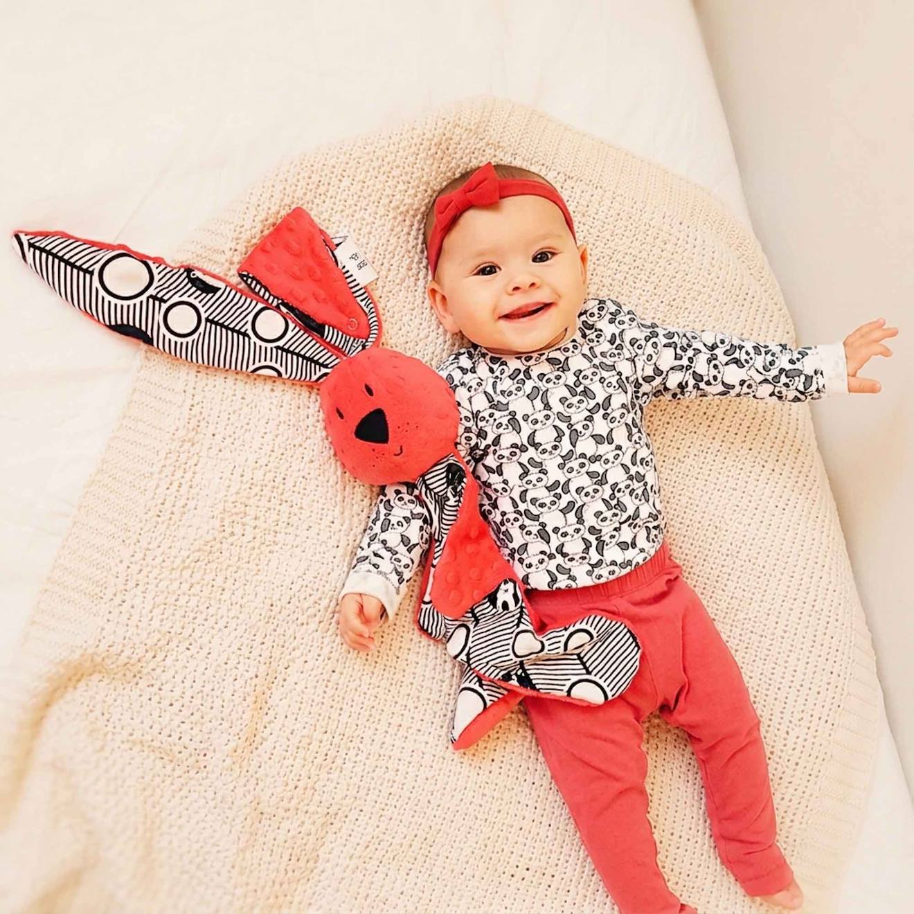Grand doudou lapin en bambou rouge