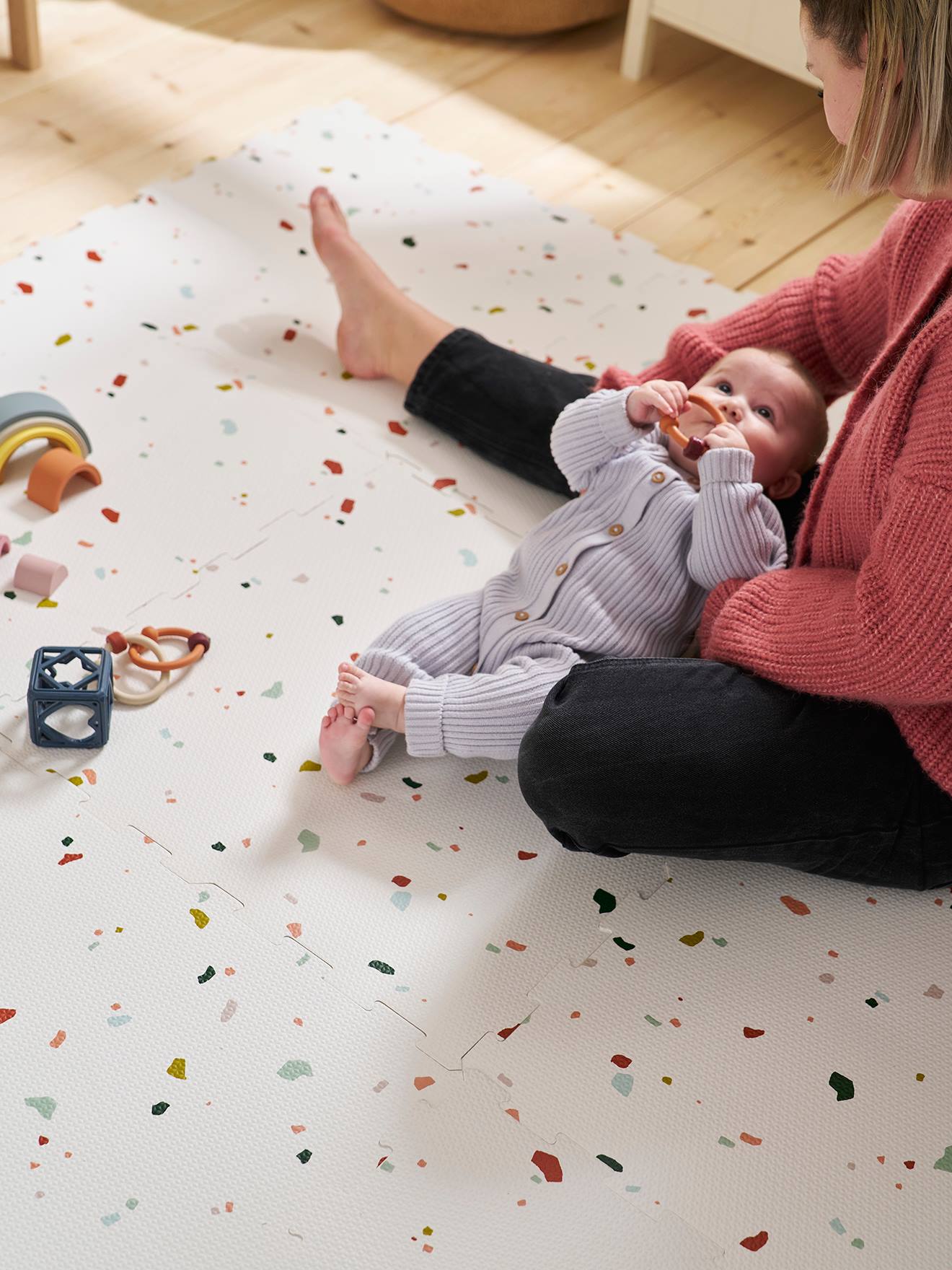 Grand tapis 9 dalles en mousse terrazzo