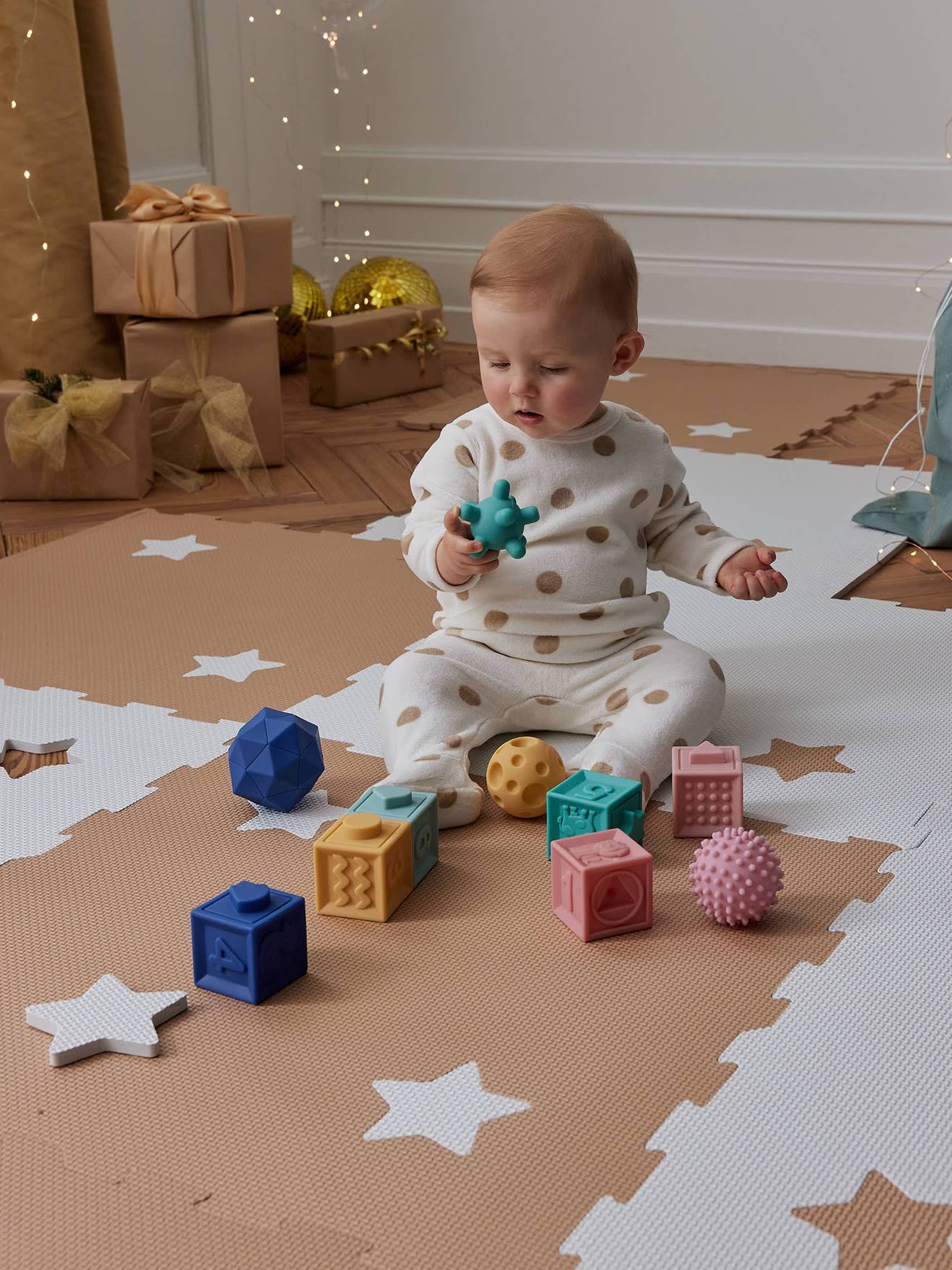 Grand tapis 9 dalles en mousse étoiles